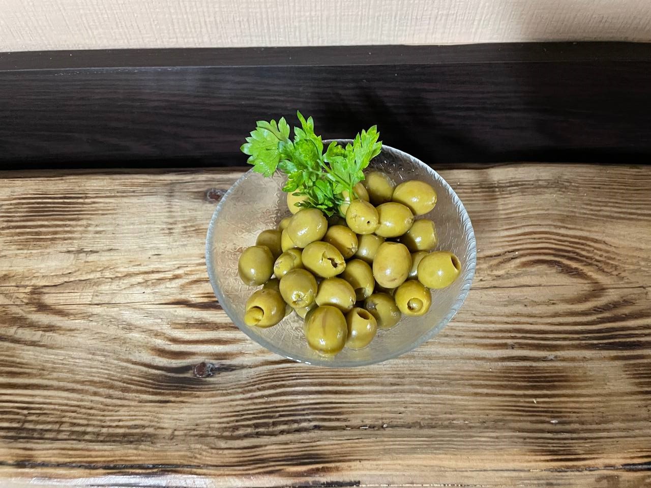 Мікс оливок різних сортів для закуски
